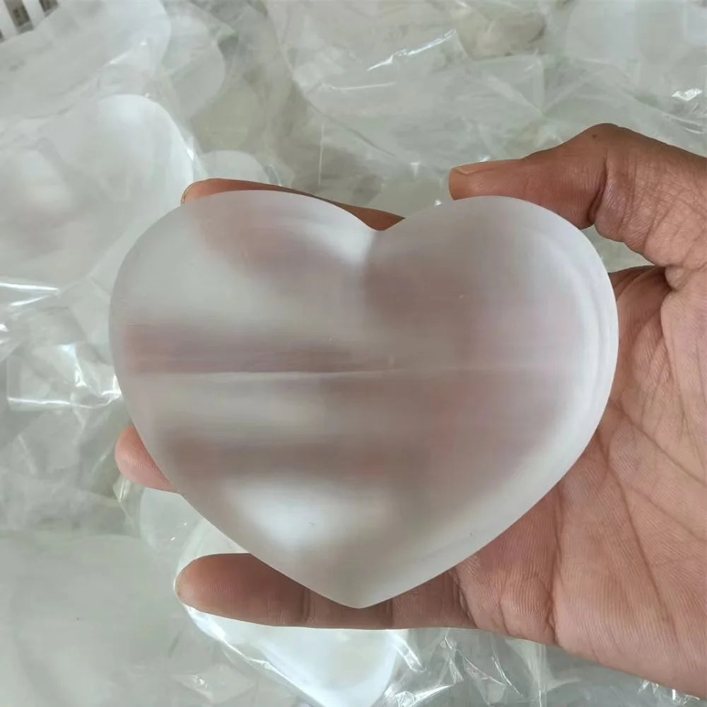 Natural Selenite Heart Bowl — Crystal Charging & Energy Healing Bowl (100–150g)